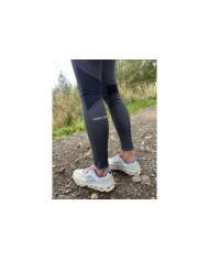 KARI TRAA JULIE LEGÍNY S VYSOKÝM PÁSOM