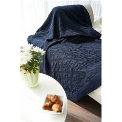 Rosavamsa woolen throw