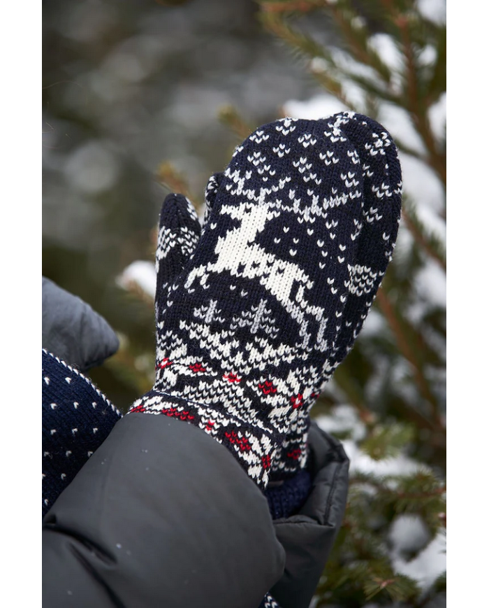 Reindeer mittens