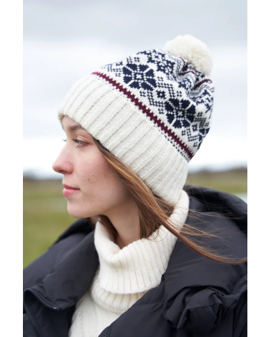 Ruhnu bobble hat