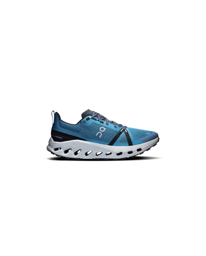 On|ON CLOUDSURFER TRAIL LAUFSCHUHE FÜR MÄNNER|165,85 €|103,66 €|ON CLOUDSURFER TRAILDie Cloudsurfer Trail Herren-Trailrunning-Schuhe sind unsere ersten Trailrunning-Schuhe mit der CloudTec Phase®-Technologie. Diese Premium-Outdoor-Schuhe für Männer verfügen über eine optimierte Technologie, die ein geschmeidiges Laufgefühl und eine Energierückgabe bietet, die Sie sofort spüren werden. Der Cloudsurfer Trail verfügt über eine Missiongrip™ Gummilaufsohle für Halt und Stabilität auf nassen und trockenen Oberflächen mit einem vielseitigen Profil für bessere Traktion. Geeignet für härtere Oberflächen, leichtes und mittleres Gelände, einfach für alle Trailrunning-Enthusiasten, die maximale Dämpfung und Komfort schätzen.
Material: Ungefähr 97% recyceltes Material
Eigenschaften:- CloudTec Phase® Zwischensohle für ein geschmeidiges Laufgefühl- Helion™ Super-Schaumstoff für Stoßdämpfung mit einer weich gepolsterten Ferse- Missiongrip™ Gummi-Außensohle für Traktion und Stabilität- Hergestellt aus flexiblem, weichem Mesh-Obermaterial- Präzise entwickelt mit Finite-Elemente-Analyse (FEA)- Leistung auf nassen und trockenen Oberflächen- Rille verhindert die Aufnahme von Steinen- Weniger TPU-Kunststoff verwendet, um die Umweltbelastung zu reduzieren On|ON CLOUDSURFER TRAIL LAUFSCHUHE FÜR MÄNNER|165,85 €|103,66 €|ON CLOUDSURFER TRAILDie Cloudsurfer Trail Herren-Trailrunning-Schuhe sind unsere ersten Trailrunning-Schuhe mit der CloudTec Phase®-Technologie. Diese Premium-Outdoor-Schuhe für Männer verfügen über eine optimierte Technologie, die ein geschmeidiges Laufgefühl und eine Energierückgabe bietet, die Sie sofort spüren werden. Der Cloudsurfer Trail verfügt über eine Missiongrip™ Gummilaufsohle für Halt und Stabilität auf nassen und trockenen Oberflächen mit einem vielseitigen Profil für bessere Traktion. Geeignet für härtere Oberflächen, leichtes und mittleres Gelände, einfach für alle Trailrunning-Enthusiasten, die maximale Dämpfung und Komfort schätzen.
Material: Ungefähr 97% recyceltes Material
Eigenschaften:- CloudTec Phase® Zwischensohle für ein geschmeidiges Laufgefühl- Helion™ Super-Schaumstoff für Stoßdämpfung mit einer weich gepolsterten Ferse- Missiongrip™ Gummi-Außensohle für Traktion und Stabilität- Hergestellt aus flexiblem, weichem Mesh-Obermaterial- Präzise entwickelt mit Finite-Elemente-Analyse (FEA)- Leistung auf nassen und trockenen Oberflächen- Rille verhindert die Aufnahme von Steinen- Weniger TPU-Kunststoff verwendet, um die Umweltbelastung zu reduzieren