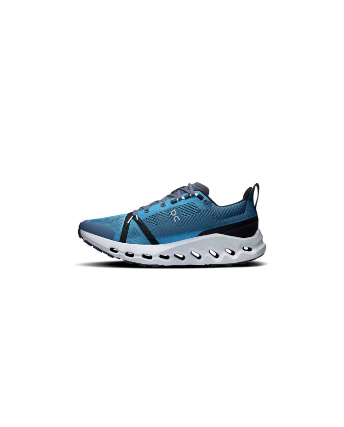 On|ON CLOUDSURFER TRAIL LAUFSCHUHE FÜR MÄNNER|165,85 €|103,66 €|ON CLOUDSURFER TRAILDie Cloudsurfer Trail Herren-Trailrunning-Schuhe sind unsere ersten Trailrunning-Schuhe mit der CloudTec Phase®-Technologie. Diese Premium-Outdoor-Schuhe für Männer verfügen über eine optimierte Technologie, die ein geschmeidiges Laufgefühl und eine Energierückgabe bietet, die Sie sofort spüren werden. Der Cloudsurfer Trail verfügt über eine Missiongrip™ Gummilaufsohle für Halt und Stabilität auf nassen und trockenen Oberflächen mit einem vielseitigen Profil für bessere Traktion. Geeignet für härtere Oberflächen, leichtes und mittleres Gelände, einfach für alle Trailrunning-Enthusiasten, die maximale Dämpfung und Komfort schätzen.
Material: Ungefähr 97% recyceltes Material
Eigenschaften:- CloudTec Phase® Zwischensohle für ein geschmeidiges Laufgefühl- Helion™ Super-Schaumstoff für Stoßdämpfung mit einer weich gepolsterten Ferse- Missiongrip™ Gummi-Außensohle für Traktion und Stabilität- Hergestellt aus flexiblem, weichem Mesh-Obermaterial- Präzise entwickelt mit Finite-Elemente-Analyse (FEA)- Leistung auf nassen und trockenen Oberflächen- Rille verhindert die Aufnahme von Steinen- Weniger TPU-Kunststoff verwendet, um die Umweltbelastung zu reduzieren On|ON CLOUDSURFER TRAIL LAUFSCHUHE FÜR MÄNNER|165,85 €|103,66 €|ON CLOUDSURFER TRAILDie Cloudsurfer Trail Herren-Trailrunning-Schuhe sind unsere ersten Trailrunning-Schuhe mit der CloudTec Phase®-Technologie. Diese Premium-Outdoor-Schuhe für Männer verfügen über eine optimierte Technologie, die ein geschmeidiges Laufgefühl und eine Energierückgabe bietet, die Sie sofort spüren werden. Der Cloudsurfer Trail verfügt über eine Missiongrip™ Gummilaufsohle für Halt und Stabilität auf nassen und trockenen Oberflächen mit einem vielseitigen Profil für bessere Traktion. Geeignet für härtere Oberflächen, leichtes und mittleres Gelände, einfach für alle Trailrunning-Enthusiasten, die maximale Dämpfung und Komfort schätzen.
Material: Ungefähr 97% recyceltes Material
Eigenschaften:- CloudTec Phase® Zwischensohle für ein geschmeidiges Laufgefühl- Helion™ Super-Schaumstoff für Stoßdämpfung mit einer weich gepolsterten Ferse- Missiongrip™ Gummi-Außensohle für Traktion und Stabilität- Hergestellt aus flexiblem, weichem Mesh-Obermaterial- Präzise entwickelt mit Finite-Elemente-Analyse (FEA)- Leistung auf nassen und trockenen Oberflächen- Rille verhindert die Aufnahme von Steinen- Weniger TPU-Kunststoff verwendet, um die Umweltbelastung zu reduzieren