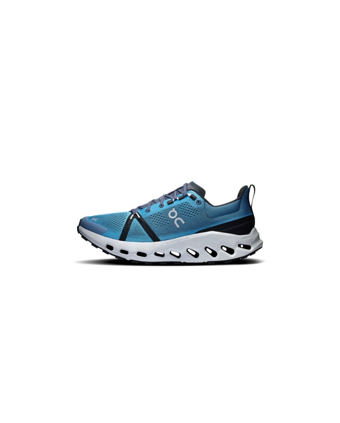 On|ON CLOUDSURFER TRAIL LAUFSCHUHE FÜR MÄNNER|165,85 €|103,66 €|ON CLOUDSURFER TRAILDie Cloudsurfer Trail Herren-Trailrunning-Schuhe sind unsere ersten Trailrunning-Schuhe mit der CloudTec Phase®-Technologie. Diese Premium-Outdoor-Schuhe für Männer verfügen über eine optimierte Technologie, die ein geschmeidiges Laufgefühl und eine Energierückgabe bietet, die Sie sofort spüren werden. Der Cloudsurfer Trail verfügt über eine Missiongrip™ Gummilaufsohle für Halt und Stabilität auf nassen und trockenen Oberflächen mit einem vielseitigen Profil für bessere Traktion. Geeignet für härtere Oberflächen, leichtes und mittleres Gelände, einfach für alle Trailrunning-Enthusiasten, die maximale Dämpfung und Komfort schätzen.
Material: Ungefähr 97% recyceltes Material
Eigenschaften:- CloudTec Phase® Zwischensohle für ein geschmeidiges Laufgefühl- Helion™ Super-Schaumstoff für Stoßdämpfung mit einer weich gepolsterten Ferse- Missiongrip™ Gummi-Außensohle für Traktion und Stabilität- Hergestellt aus flexiblem, weichem Mesh-Obermaterial- Präzise entwickelt mit Finite-Elemente-Analyse (FEA)- Leistung auf nassen und trockenen Oberflächen- Rille verhindert die Aufnahme von Steinen- Weniger TPU-Kunststoff verwendet, um die Umweltbelastung zu reduzieren On|ON CLOUDSURFER TRAIL LAUFSCHUHE FÜR MÄNNER|165,85 €|103,66 €|ON CLOUDSURFER TRAILDie Cloudsurfer Trail Herren-Trailrunning-Schuhe sind unsere ersten Trailrunning-Schuhe mit der CloudTec Phase®-Technologie. Diese Premium-Outdoor-Schuhe für Männer verfügen über eine optimierte Technologie, die ein geschmeidiges Laufgefühl und eine Energierückgabe bietet, die Sie sofort spüren werden. Der Cloudsurfer Trail verfügt über eine Missiongrip™ Gummilaufsohle für Halt und Stabilität auf nassen und trockenen Oberflächen mit einem vielseitigen Profil für bessere Traktion. Geeignet für härtere Oberflächen, leichtes und mittleres Gelände, einfach für alle Trailrunning-Enthusiasten, die maximale Dämpfung und Komfort schätzen.
Material: Ungefähr 97% recyceltes Material
Eigenschaften:- CloudTec Phase® Zwischensohle für ein geschmeidiges Laufgefühl- Helion™ Super-Schaumstoff für Stoßdämpfung mit einer weich gepolsterten Ferse- Missiongrip™ Gummi-Außensohle für Traktion und Stabilität- Hergestellt aus flexiblem, weichem Mesh-Obermaterial- Präzise entwickelt mit Finite-Elemente-Analyse (FEA)- Leistung auf nassen und trockenen Oberflächen- Rille verhindert die Aufnahme von Steinen- Weniger TPU-Kunststoff verwendet, um die Umweltbelastung zu reduzieren