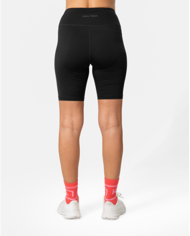 VILDE BIKE SHORTS 8IN