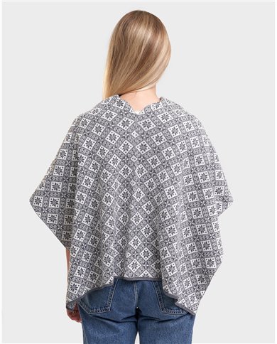 Hiiu multi-wear poncho
